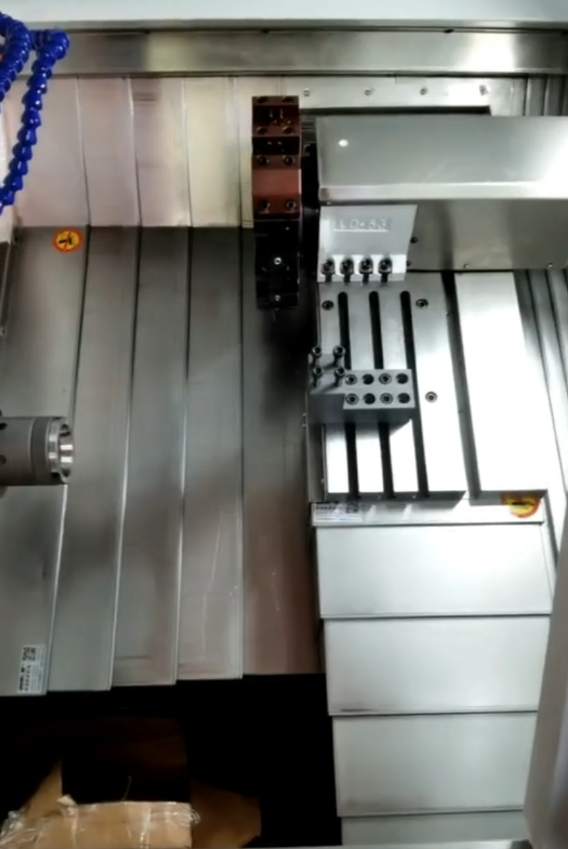 CNC Lathe Machine Turret Lathe TH46