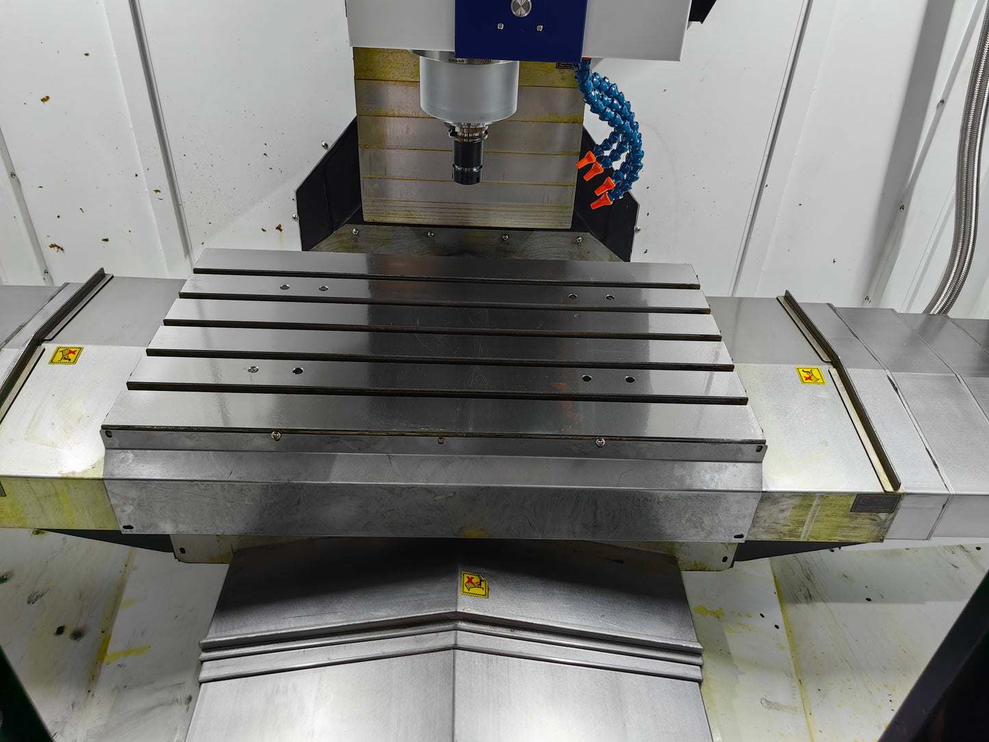 CNC  Machining Center V800