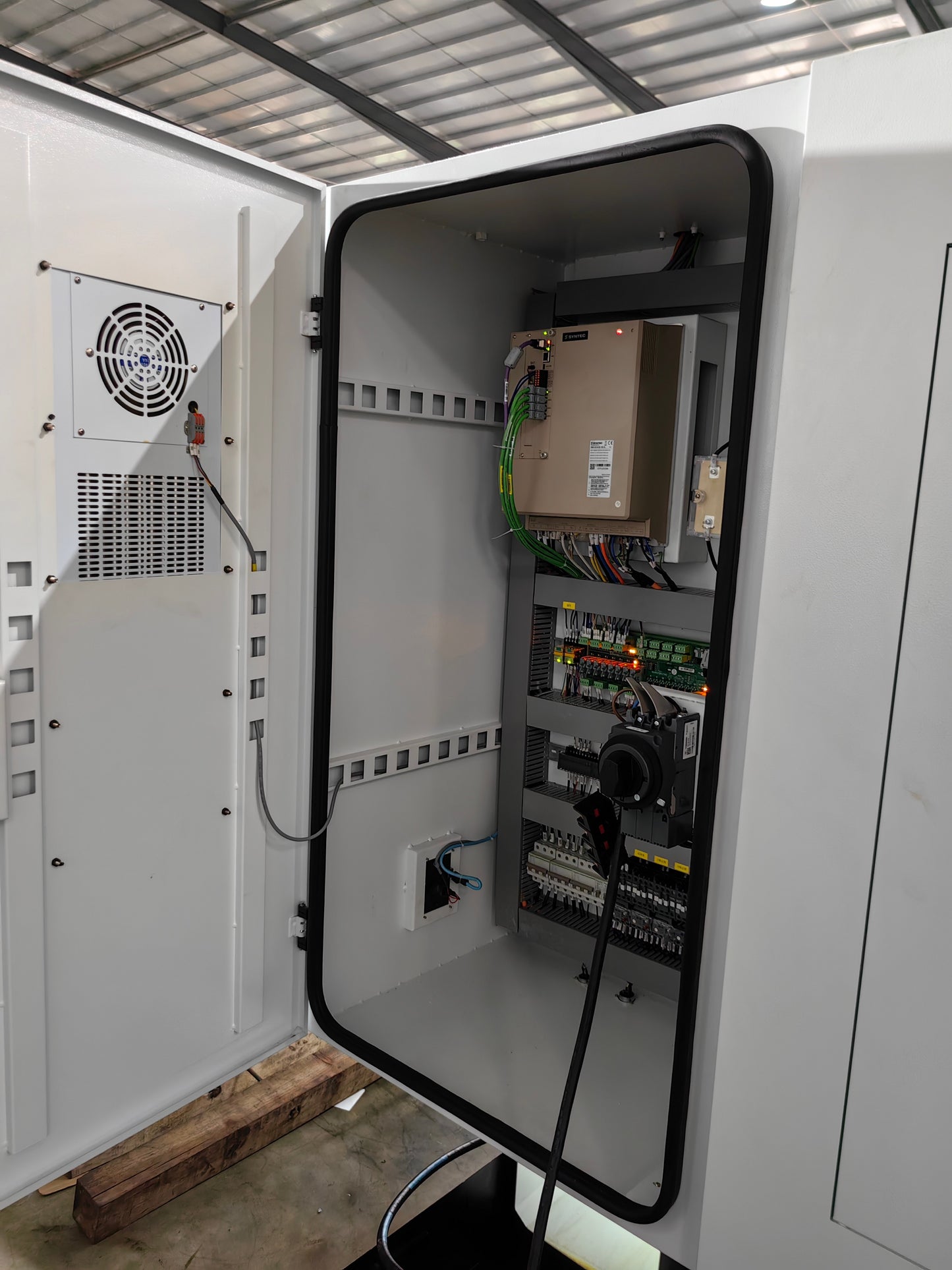 CNC  Machining Center V800